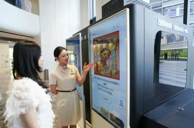 出海、AI、國潮齊發(fā)力，絲綢行業(yè)正悄悄變天？